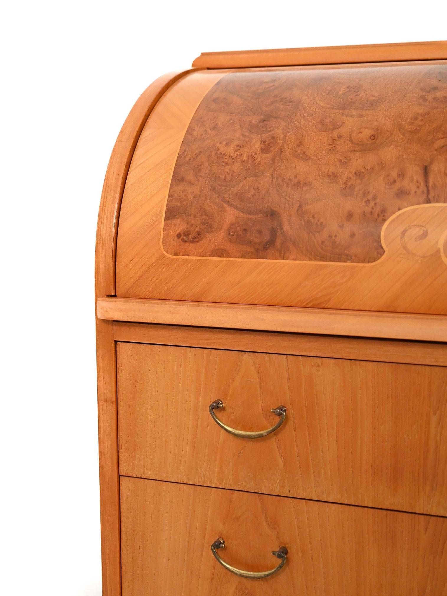 Secrétaire in Scandinavian birch with inlaid roll-top