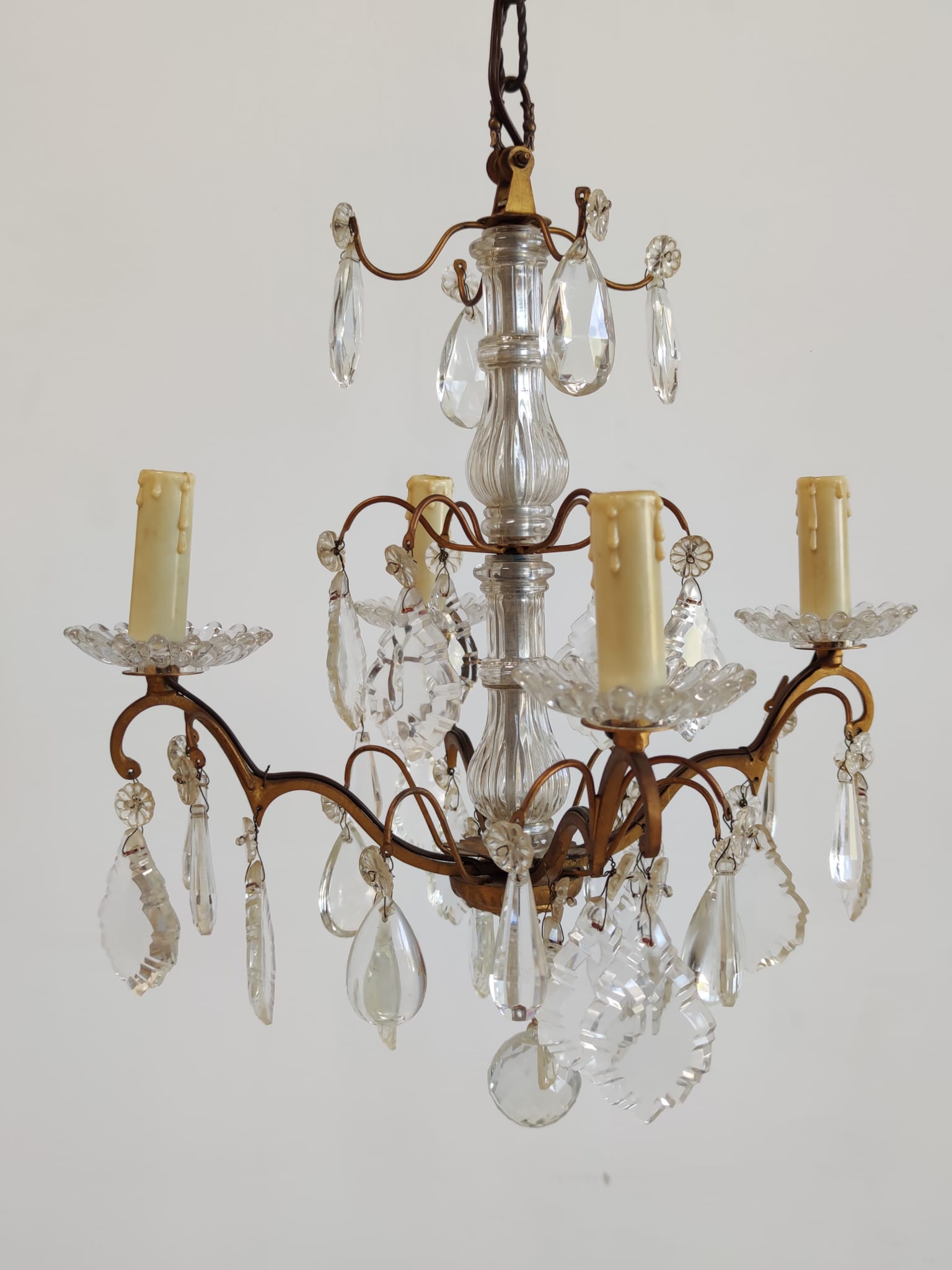 Small chandelier cage with pendants and brass frame louis XV style