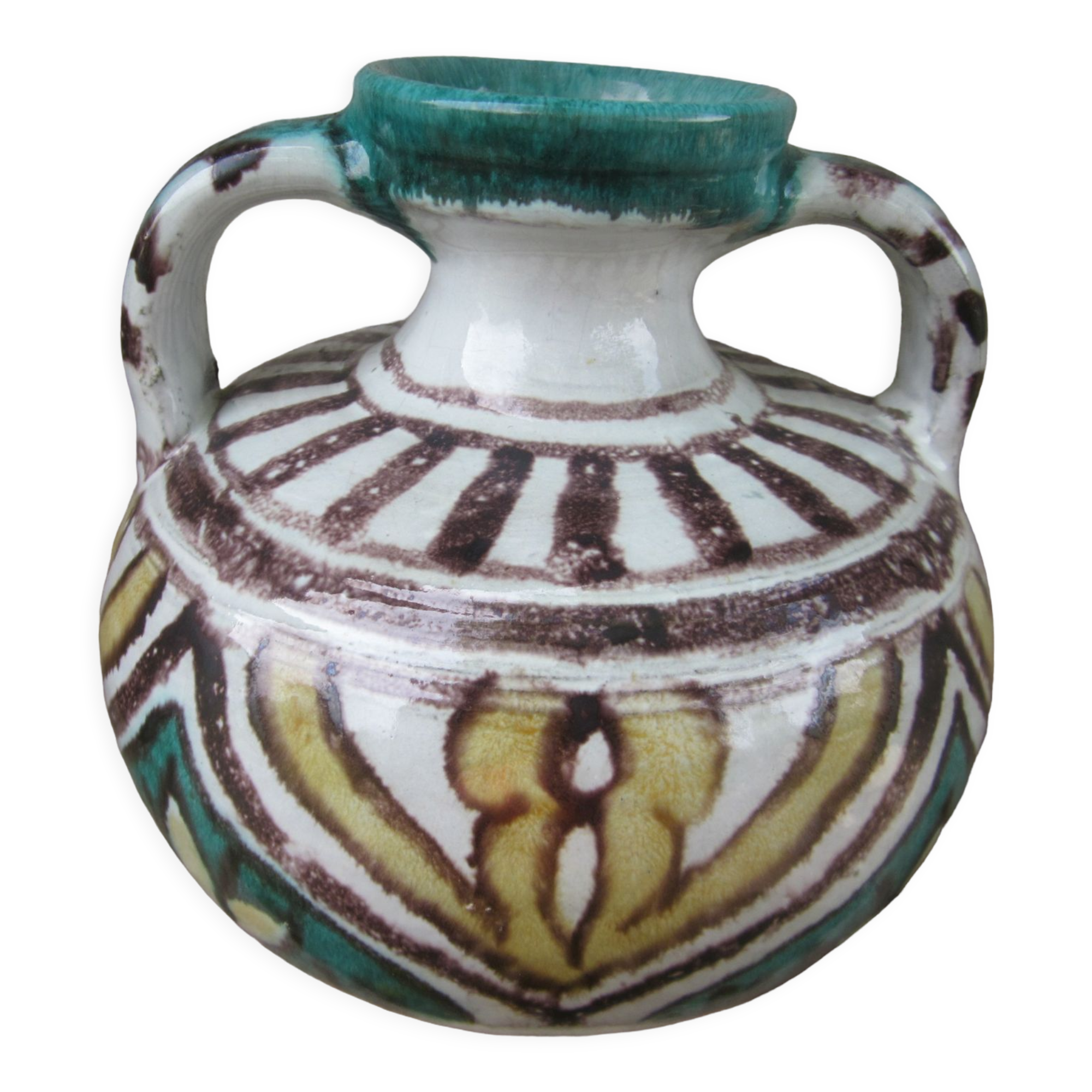 Coloured ceramic vase: arabesques, with Arabic inscription