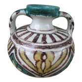Vase coloré en céramique: arabesques avec une inscription arabe