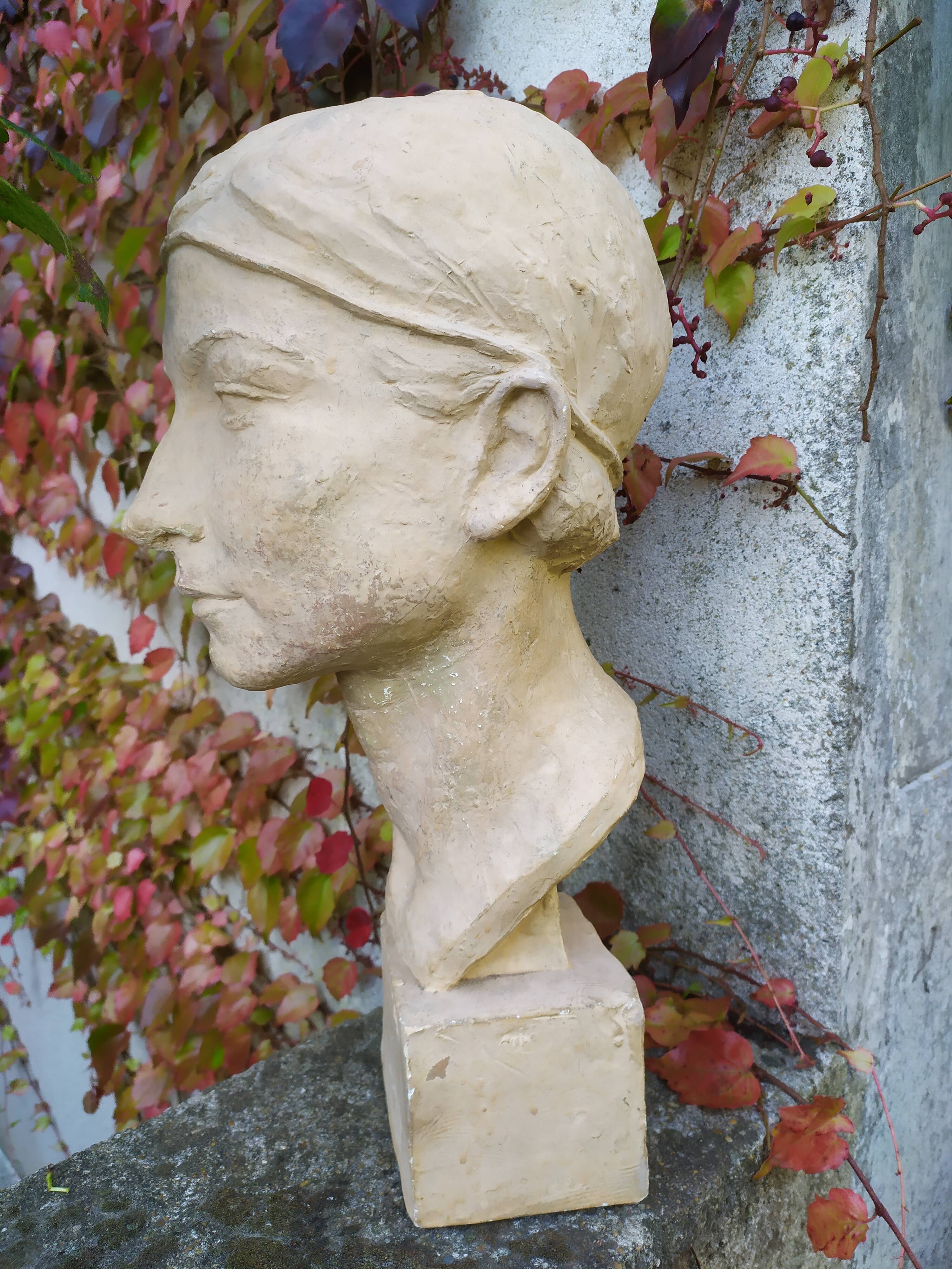 Buste en plâtre