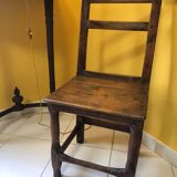 Chaise ancienne en bois