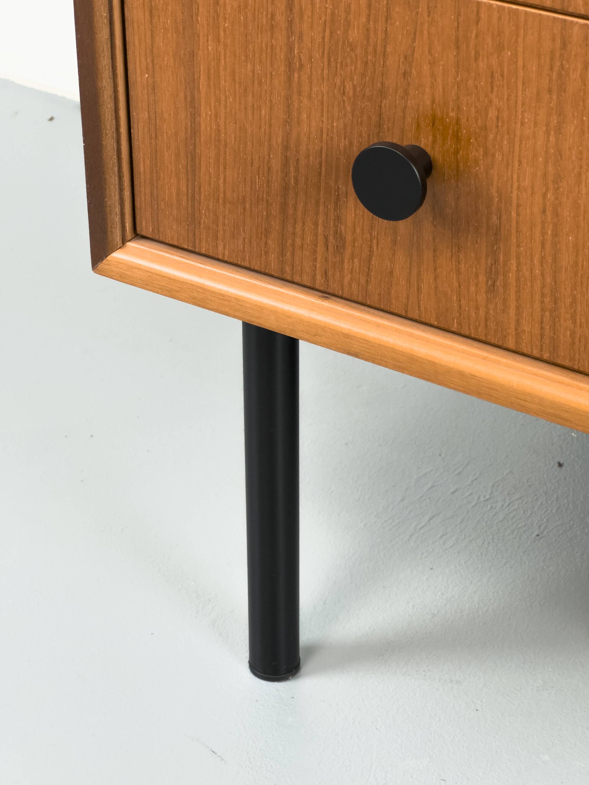 Commode à tiroirs en noyer de WK Möbel, années 1960