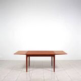Extendable teak dining table by Grete Jalk for Glostrup Mobelfabrik