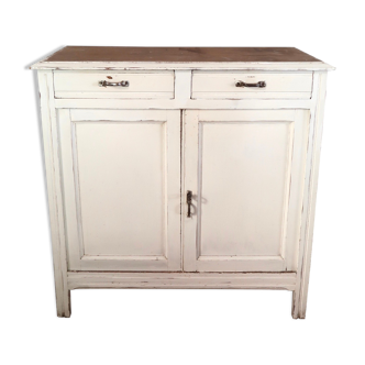 Buffet parisien en bois blanc