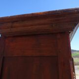 Armoire ancienne tout en noyer