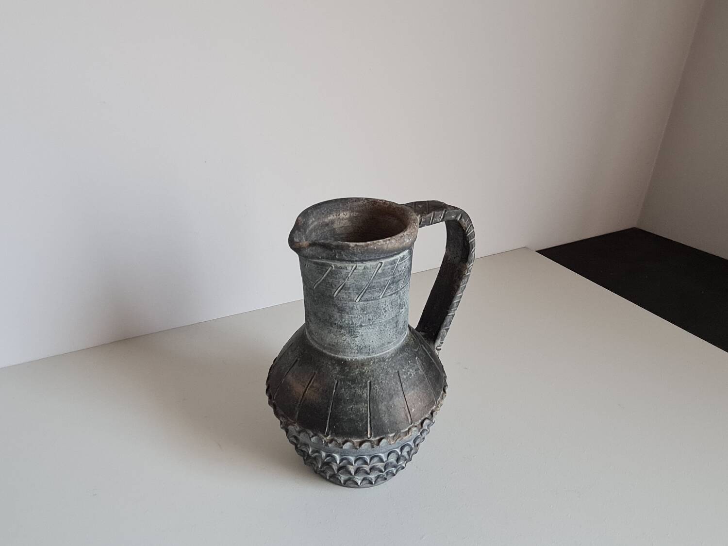 Terracotta vase by Spanish artist Joaquim Almeda Ferre / 1970 / ceramic / vintage / Mid-Century / 20th century