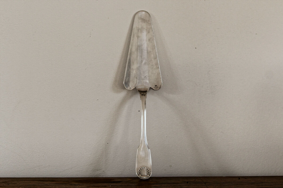 Christofle pie shovel, silver metal