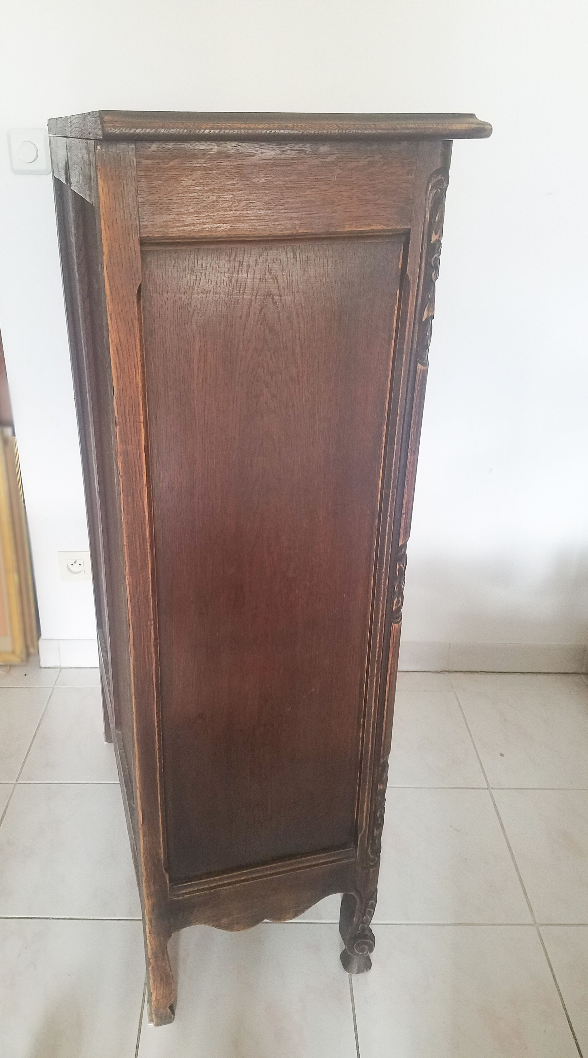 High Louis XV Provençal style chiffonier from Arles