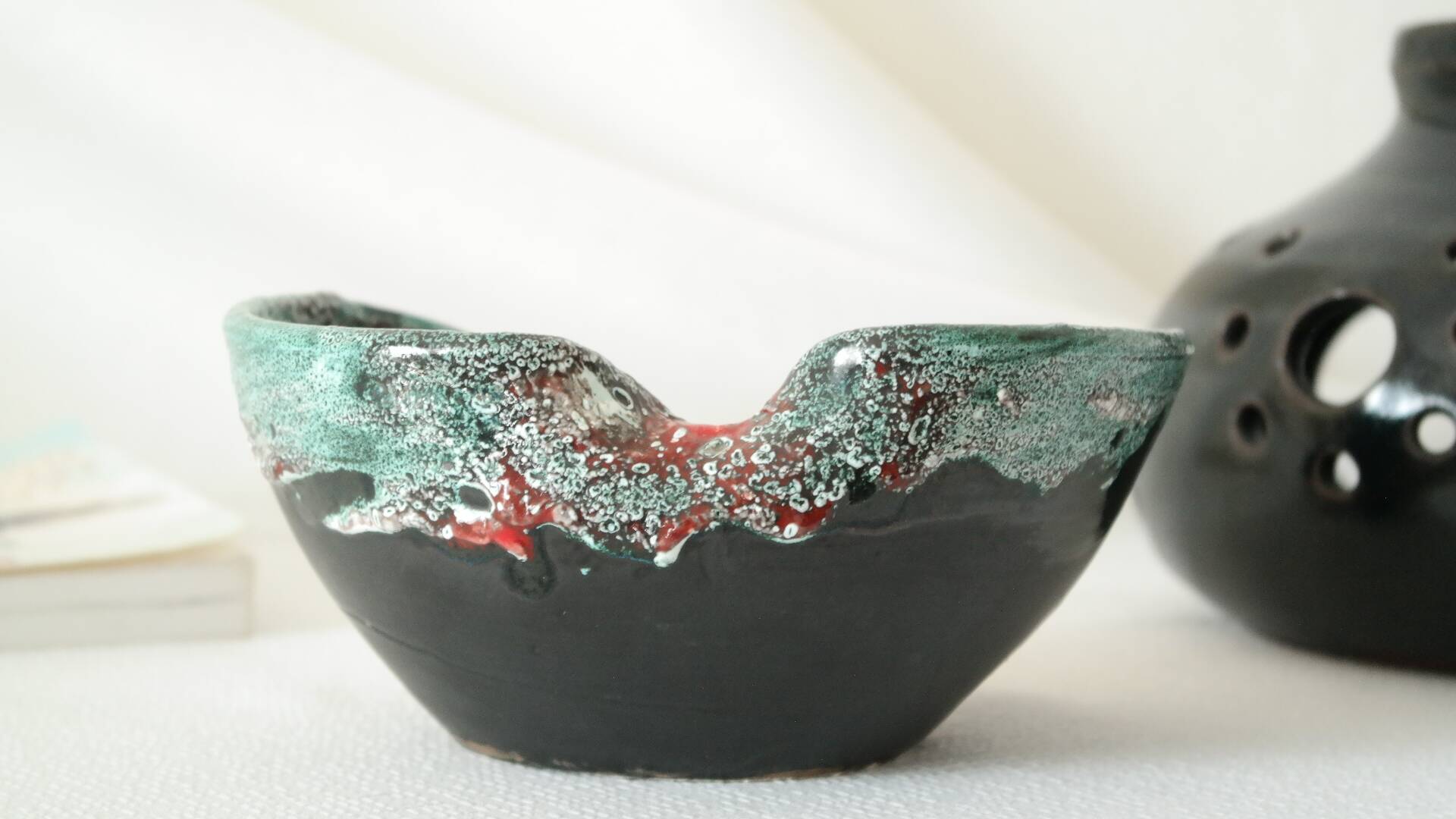 Ceramic catchall workshop of the Cyclops Annecy vintage