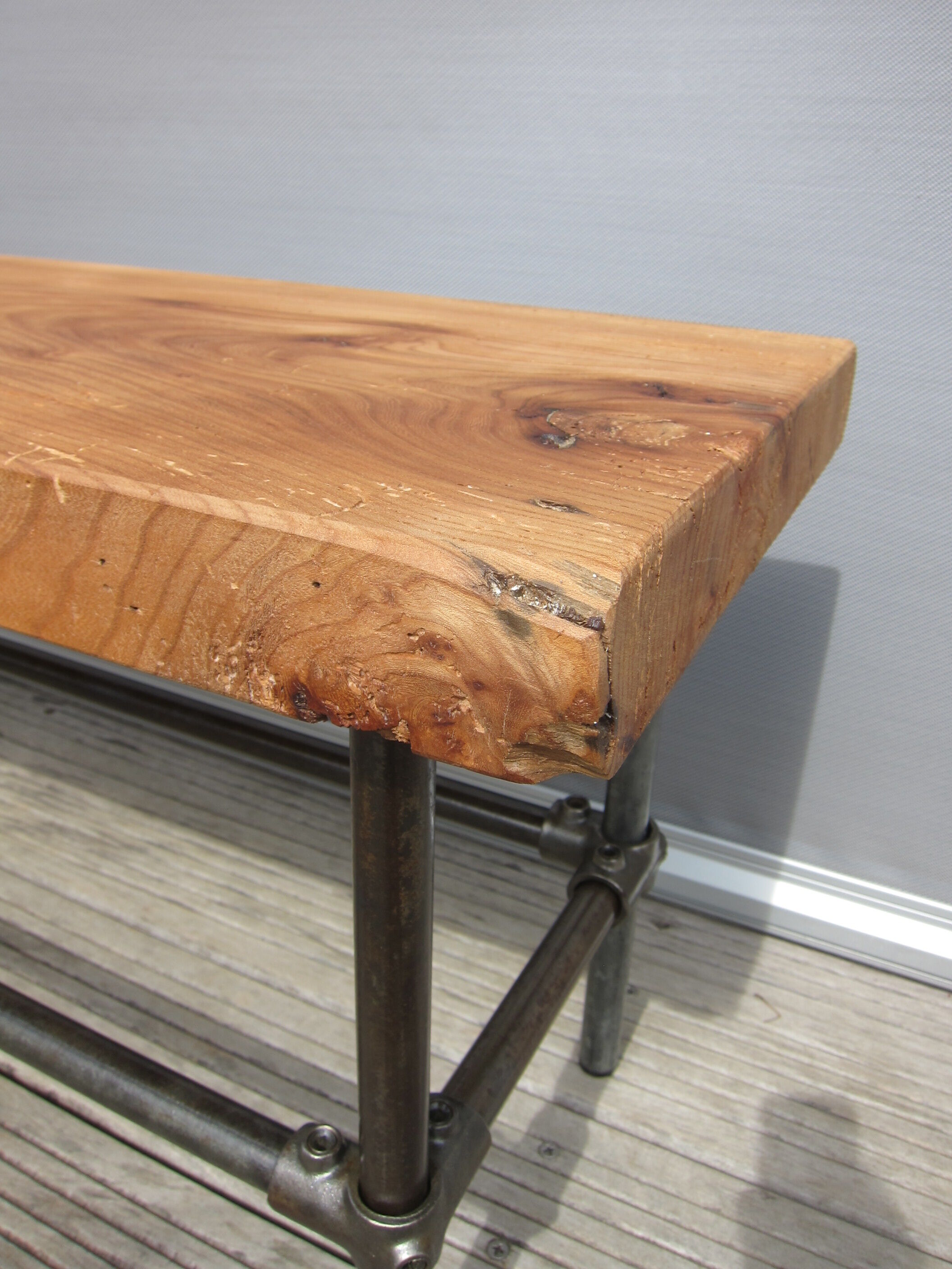 Coffee table set end of bed