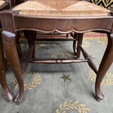 Suite of 8 rustic mulched chairs with crisscross