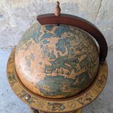World map bar