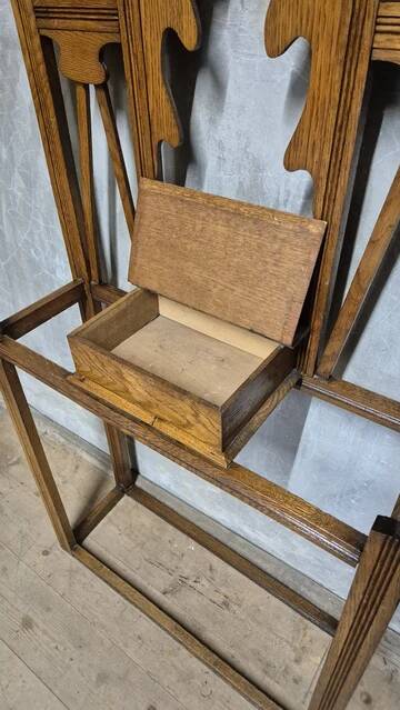 Vintage carved oak hall tree with mirror and coat hooks, early 20th century, 192 × 72 × 24 cm
