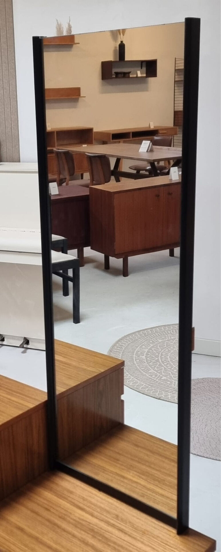 1970s mirror buffet
