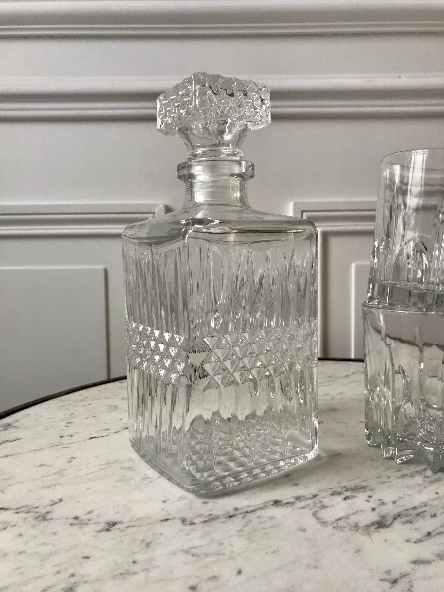 Set of a decanter and 4 vintage whiskey glasses 70s