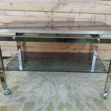 Swivel rolling coffee table