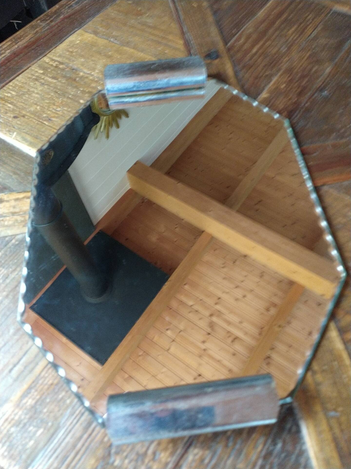 Art Deco mirror plateau.