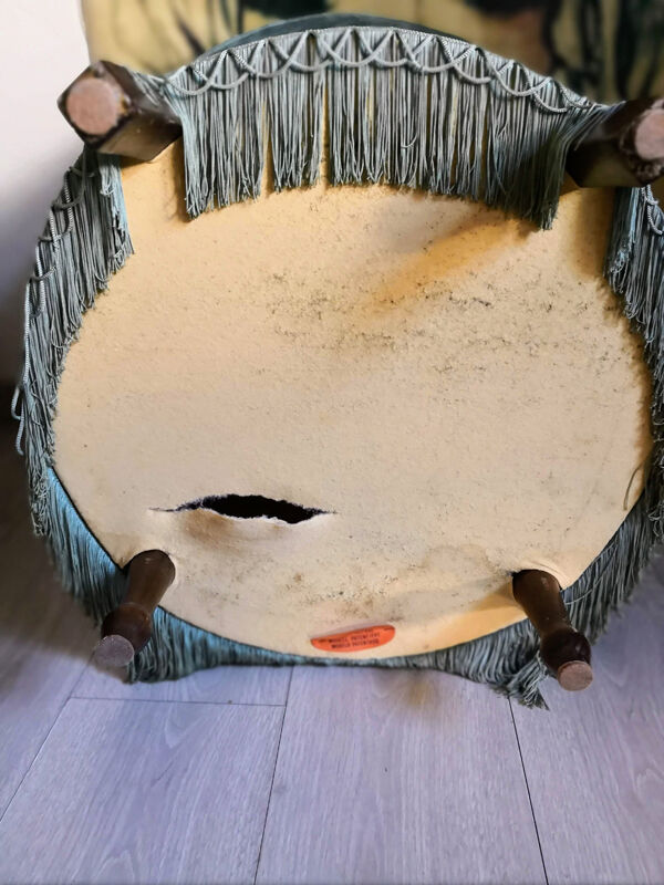 Armchair toad vintage blue duck