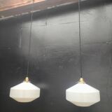 Opaline suspensions