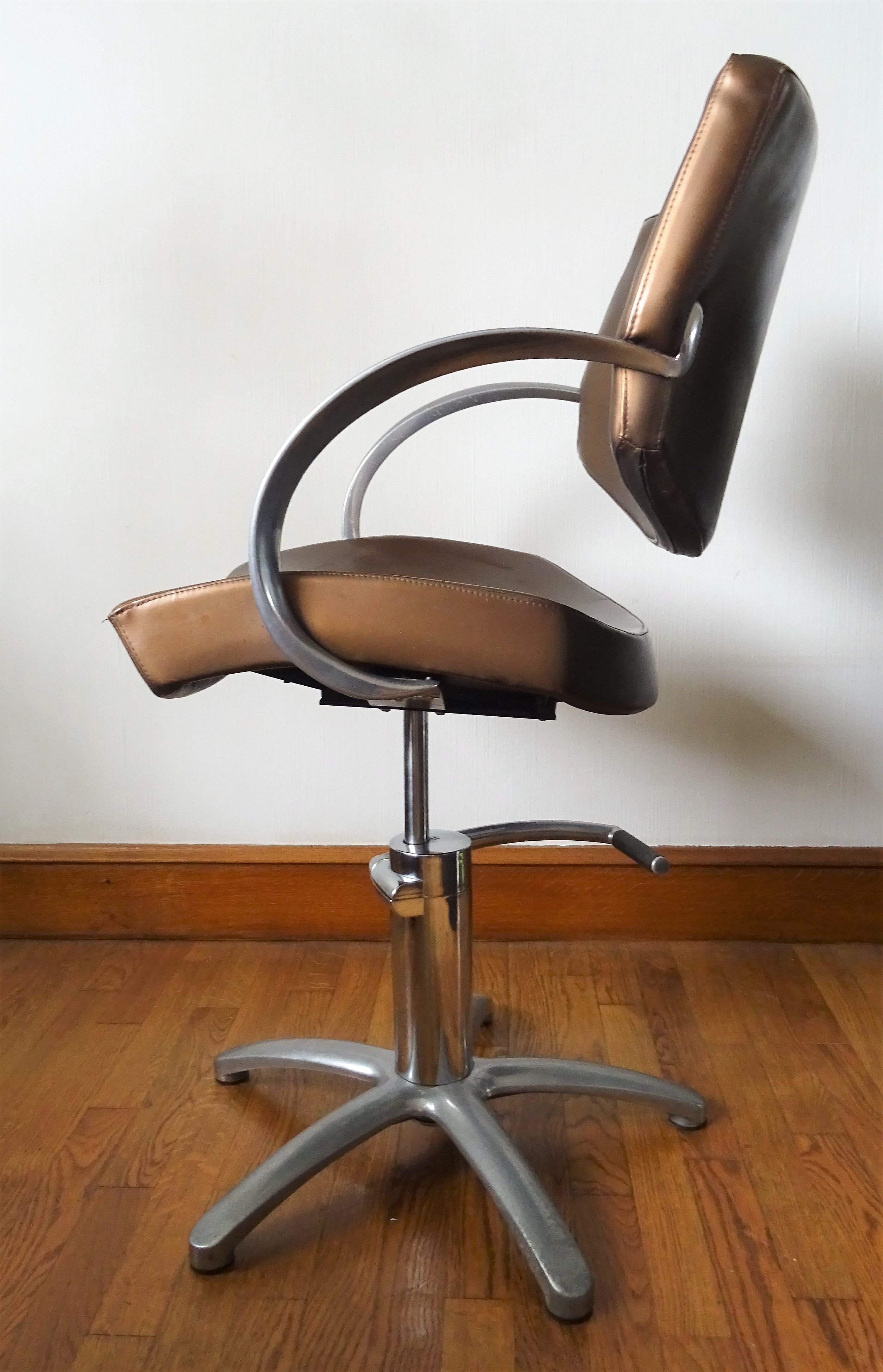 Barber hairdresser's chair