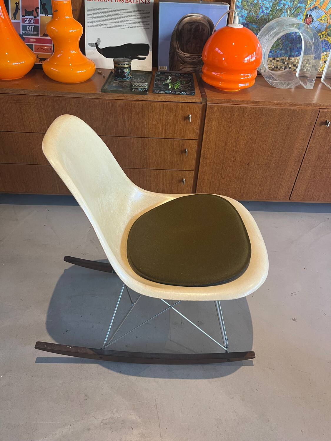 Pair of rocking chairs by Charles and Ray Eames for Herman Miller 1960