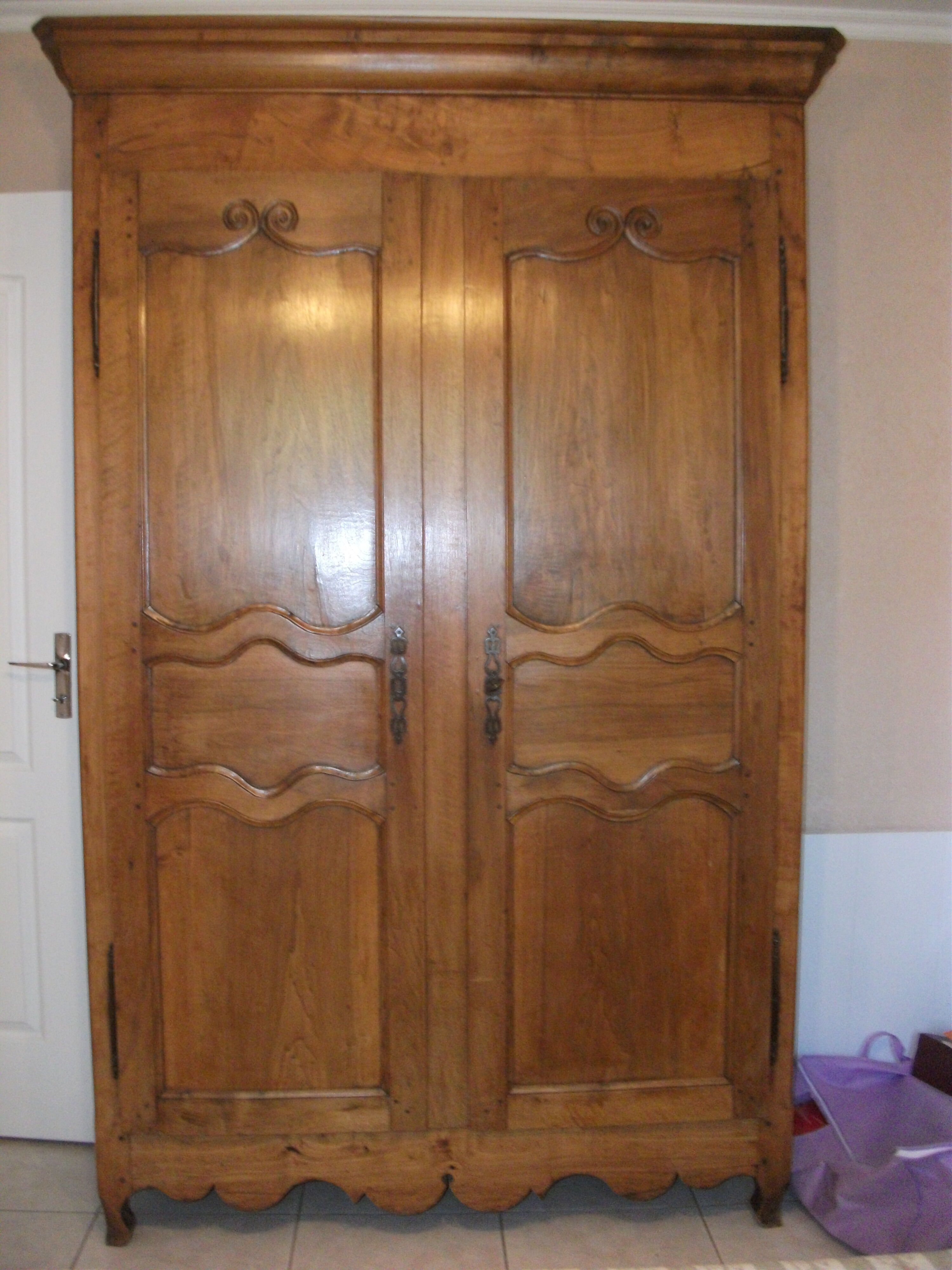 Antique cabinet