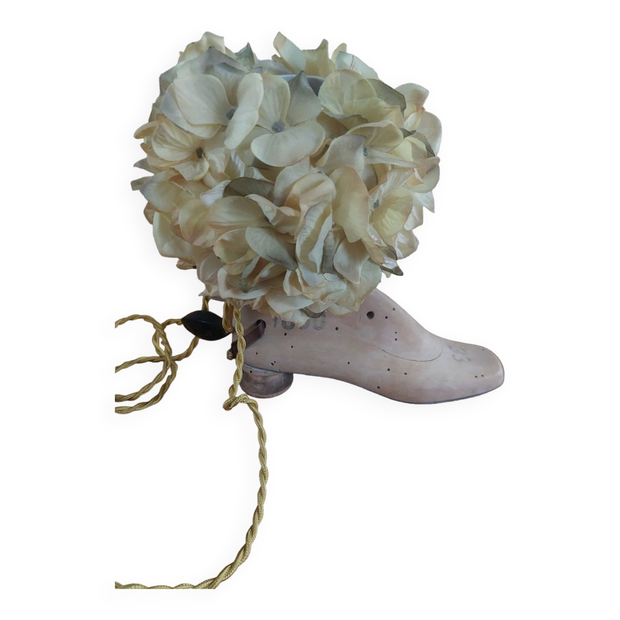 Table lamp wood shoe tree