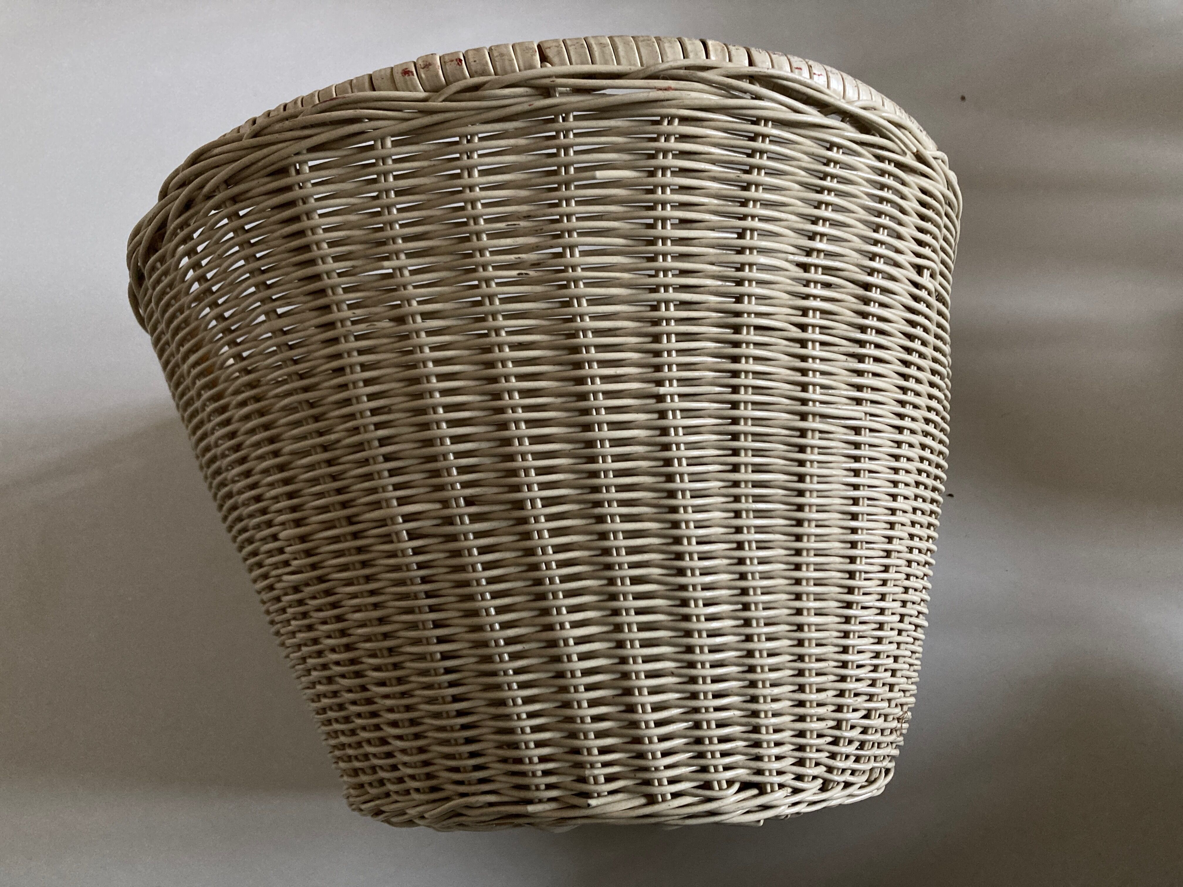 Bicycle basket 1960 USA