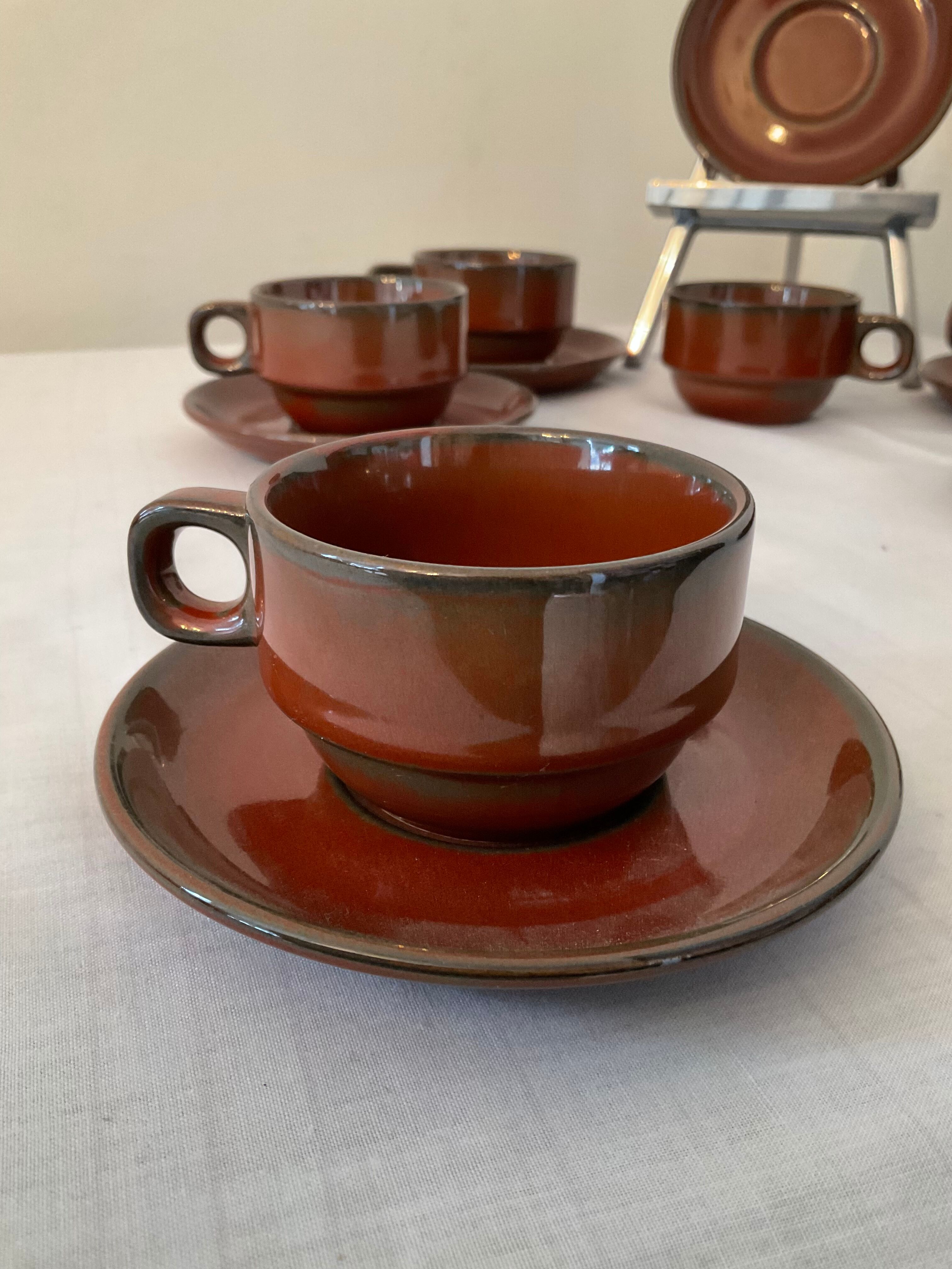 Vintage coffee set in enamelled ceramic 70s