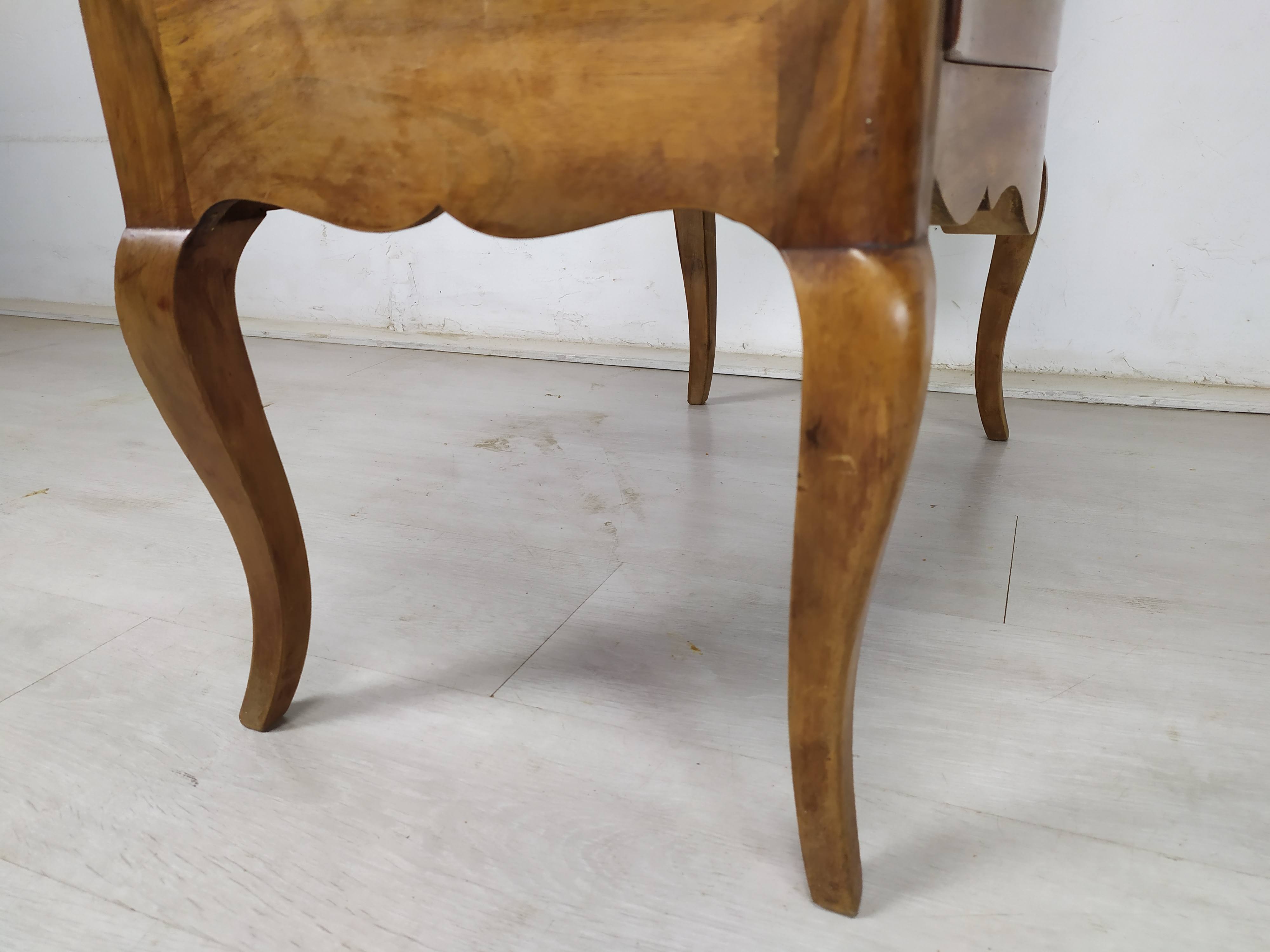 Commode Louis XV walnut