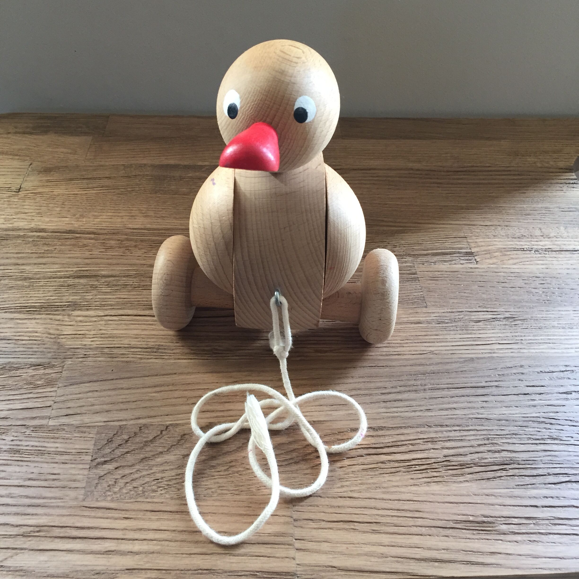 Raw wooden roller duck