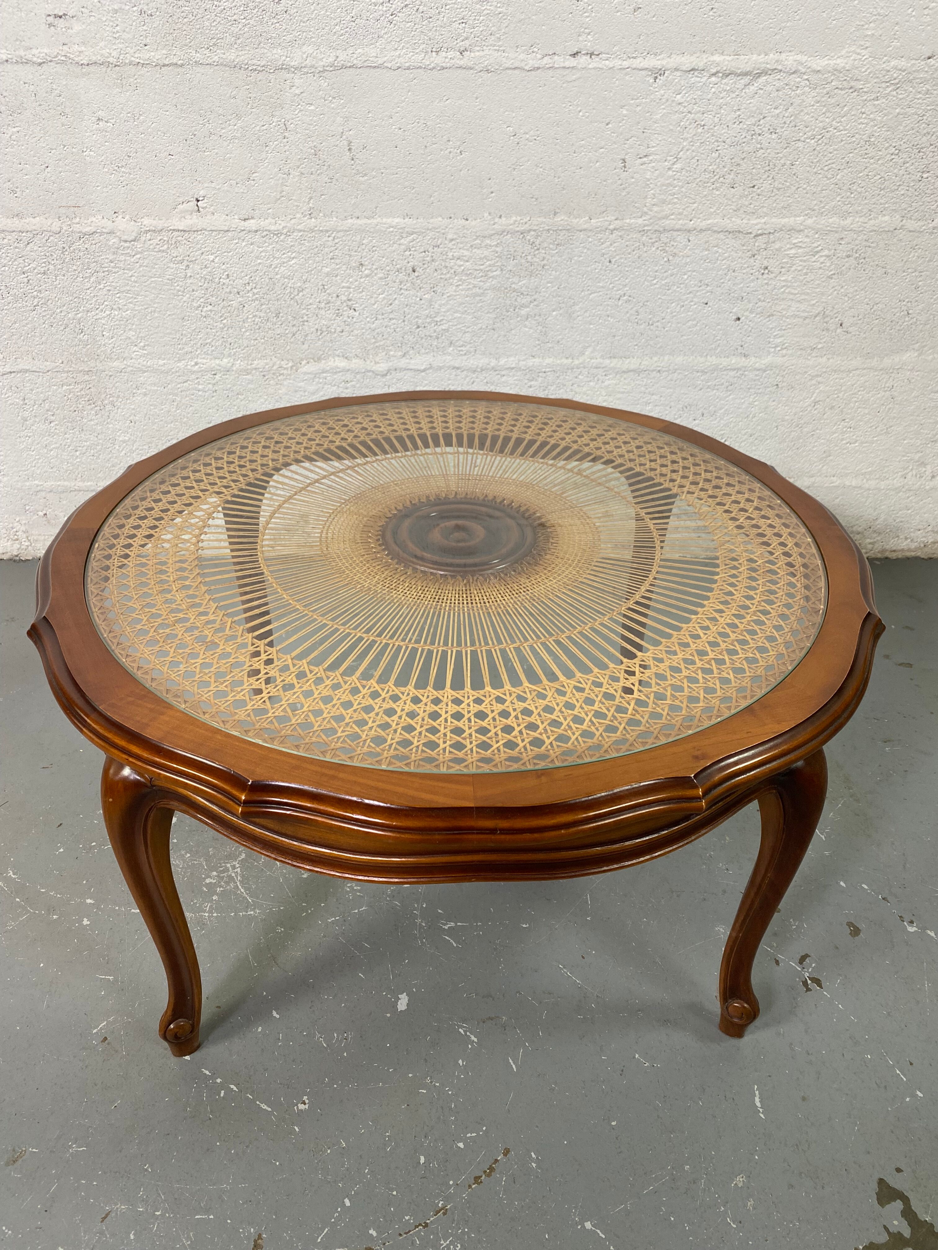 Chippendale Coffee Table in Wood, Canning and Glass