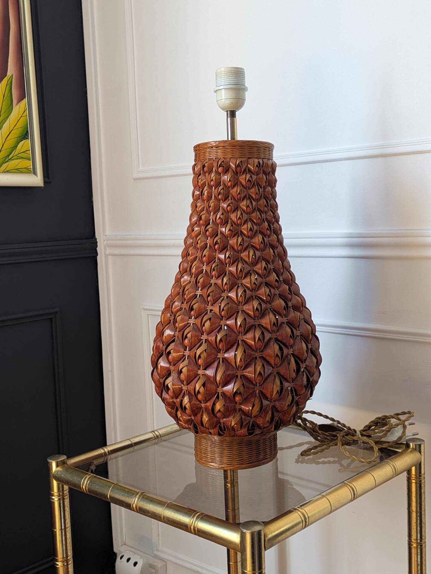 Large vintage woven lamp base in Riviera/Boho style from the 1970s.