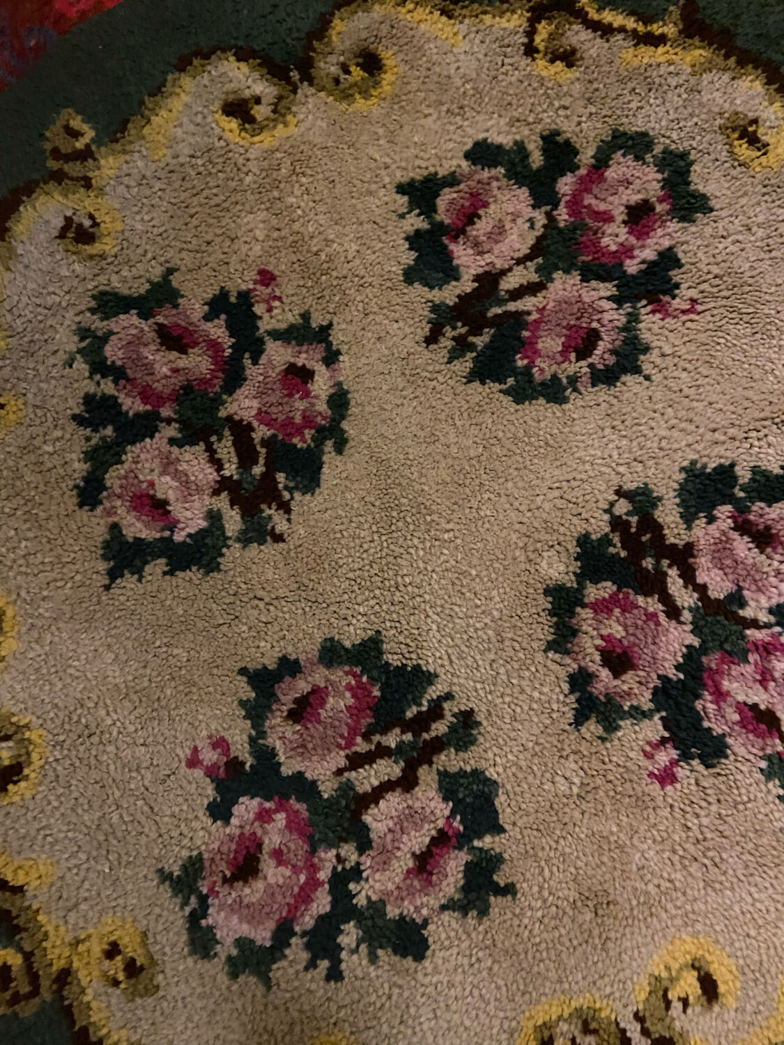 Round vintage wool rug 145cm