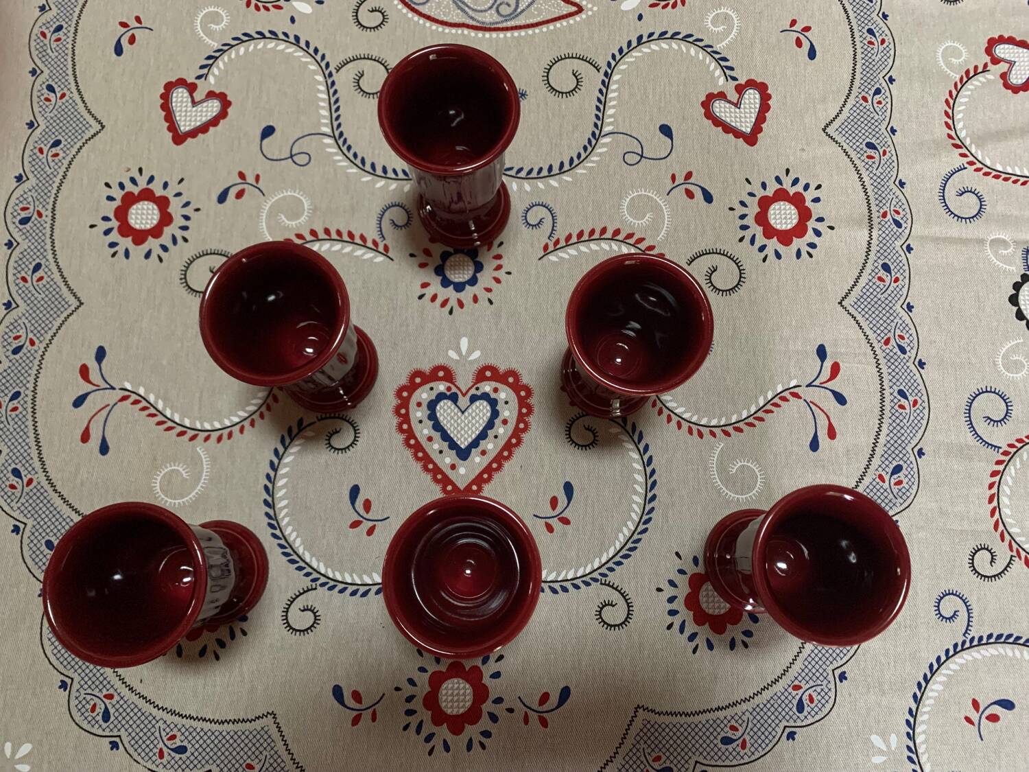 Lot de 6 mazagran en céramique émaillé bordeaux