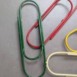 Vintage 80s clip paper wall coat rack