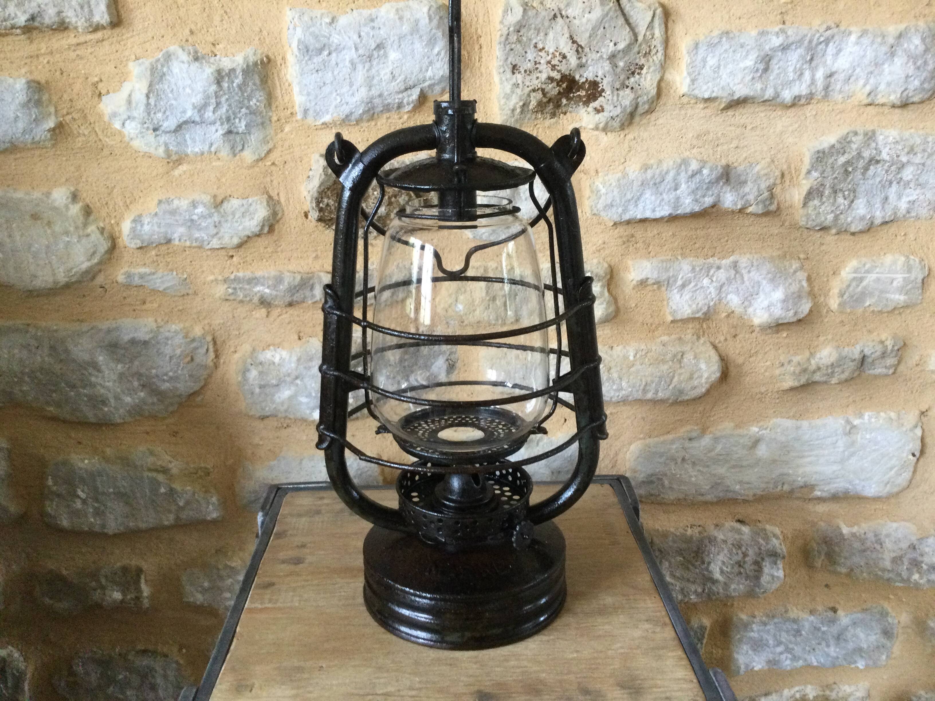 Marine model kerosene lamp in good condition