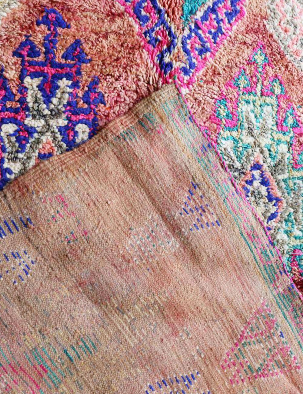 Vintage Moroccan Rug - 264 x 197 cm