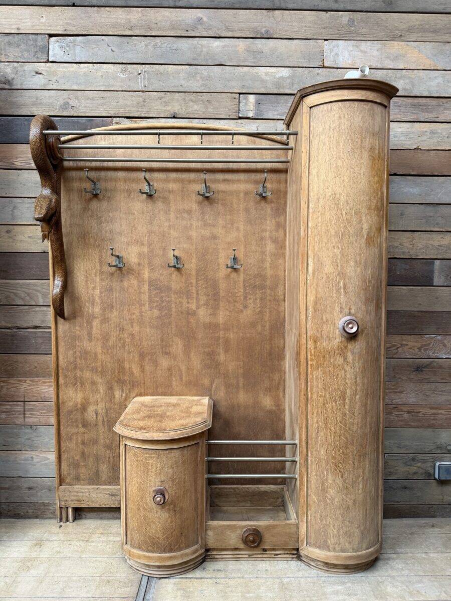 Art Deco entrance hall wardrobe