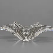 Grande coupe Baccarat en cristal – Centre de table sculptural vintage