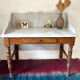 Table de toilette ancienne