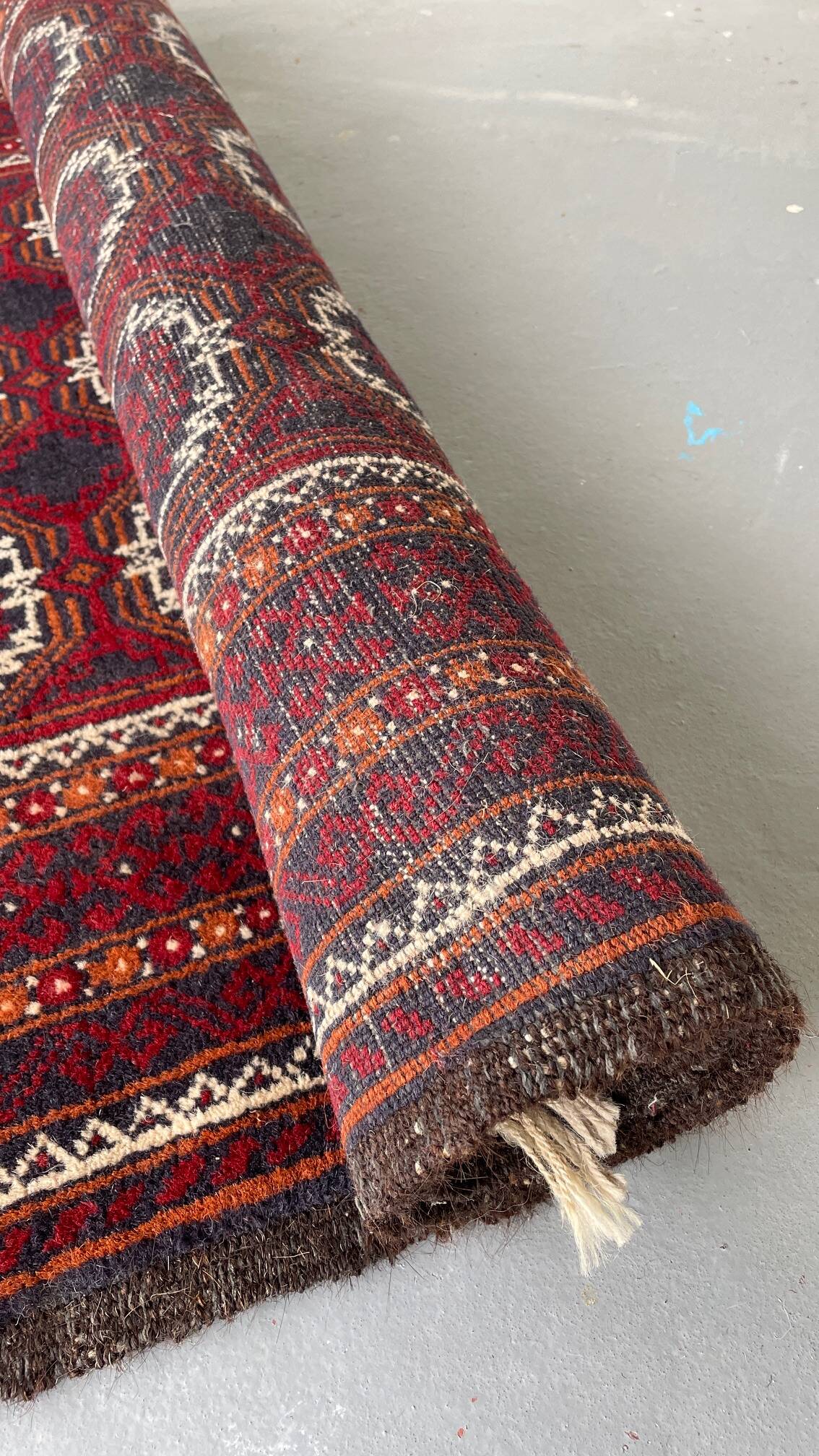 Tapis artisanal vintage - 102cm x 204cm
