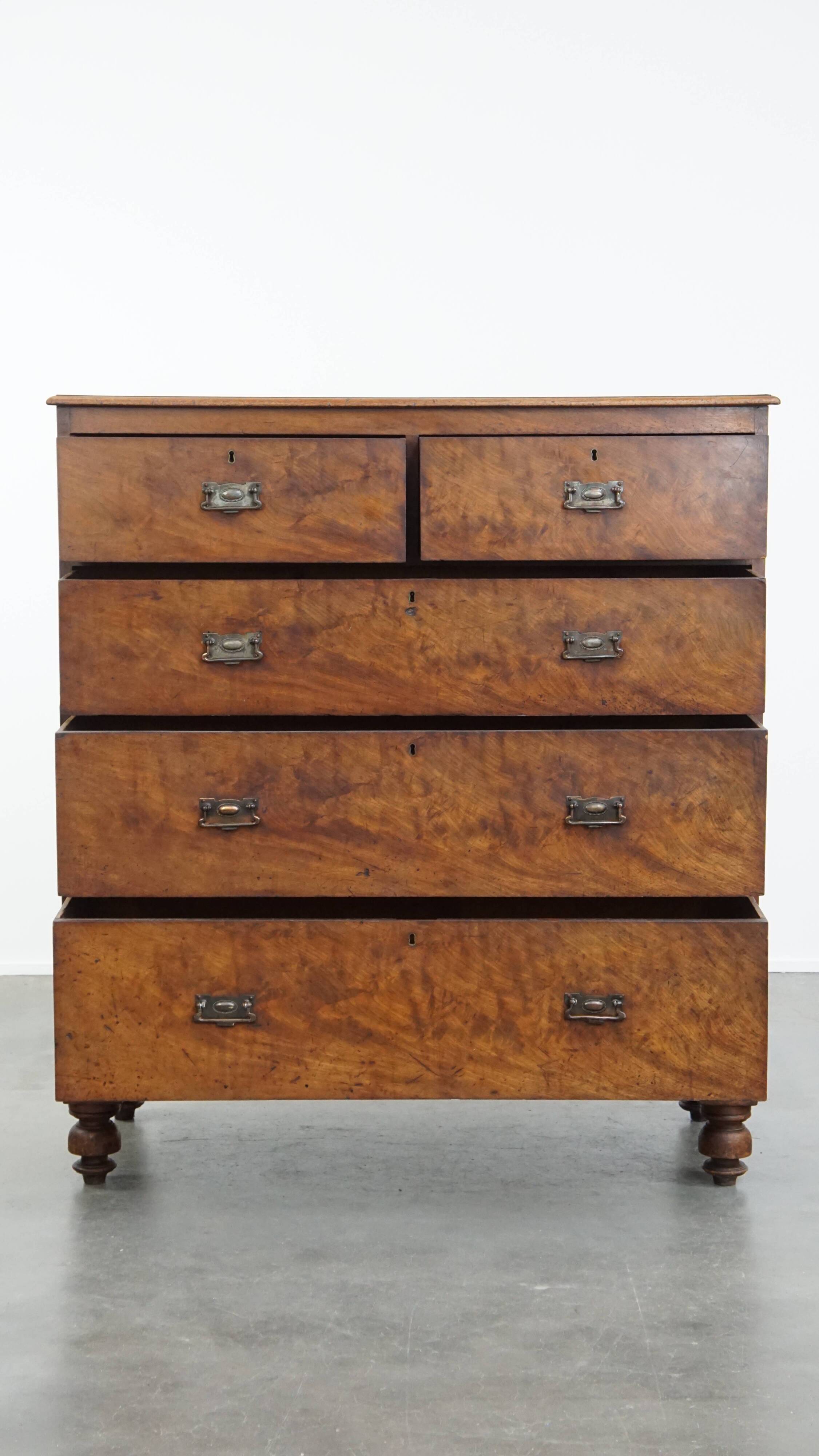 Large early 19th century English antique chest of drawers