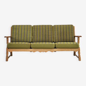 Années 1970, design danois, canapé 3 places en état d'origine, bois de chêne massif, laine d'ameublement.