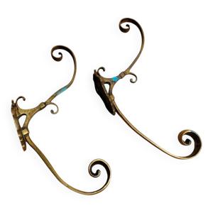 Paire de patères anciennes