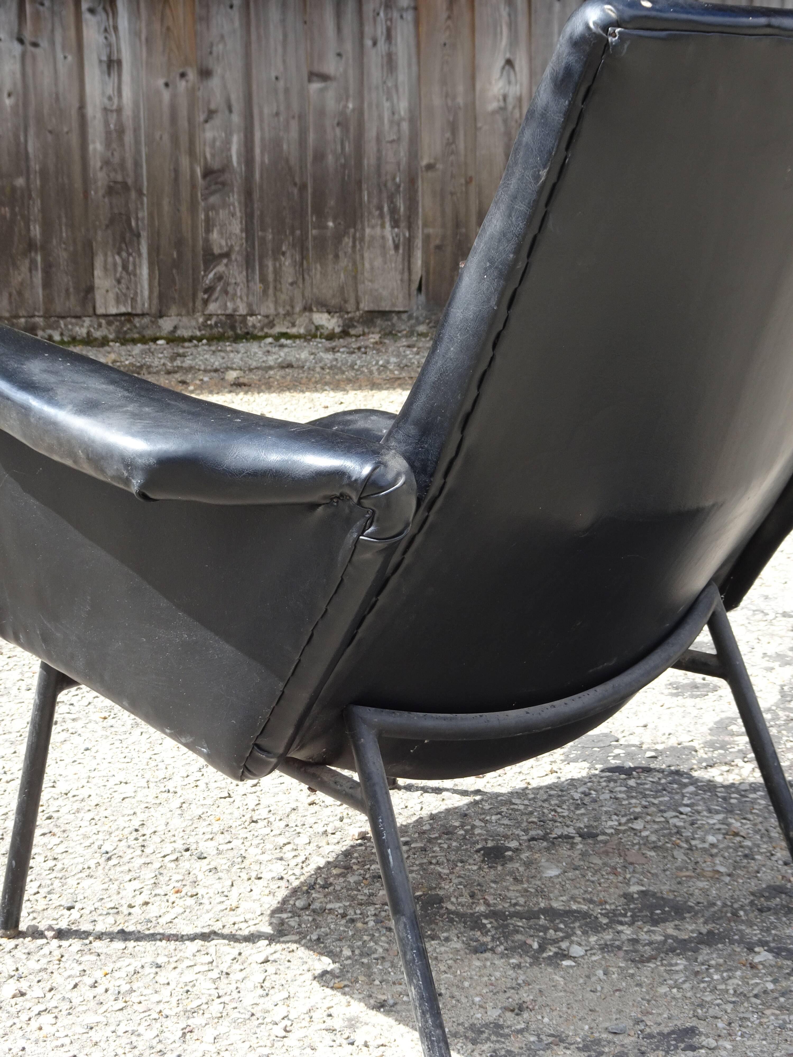 SK660 armchair by Pierre Guariche, Steiner edition, circa 1953.