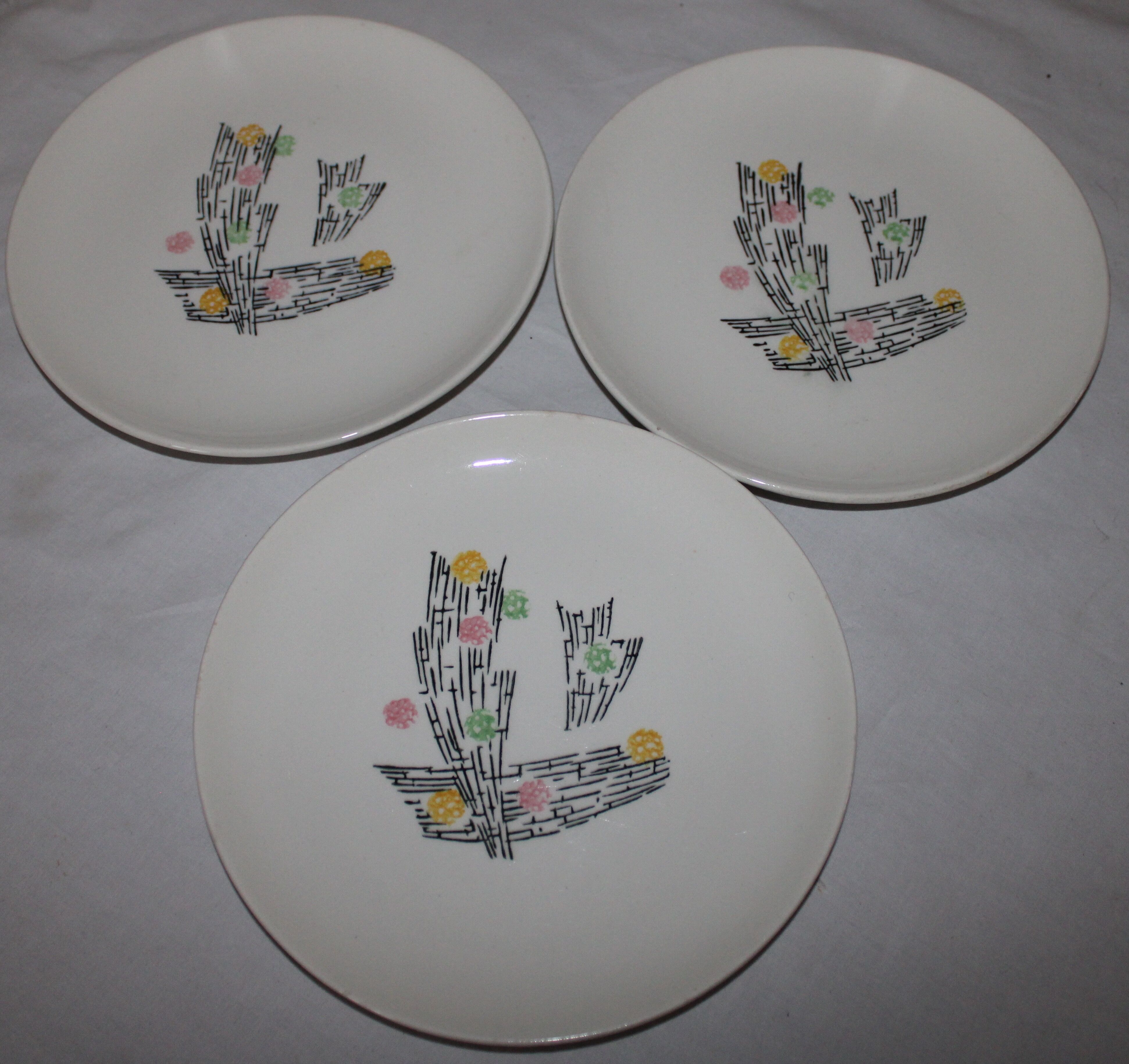 Canaveral naïve décor plates