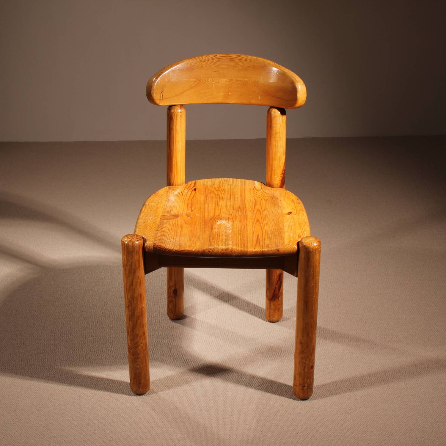 Six Dining Chairs in Pine Wood | Italy 1980s