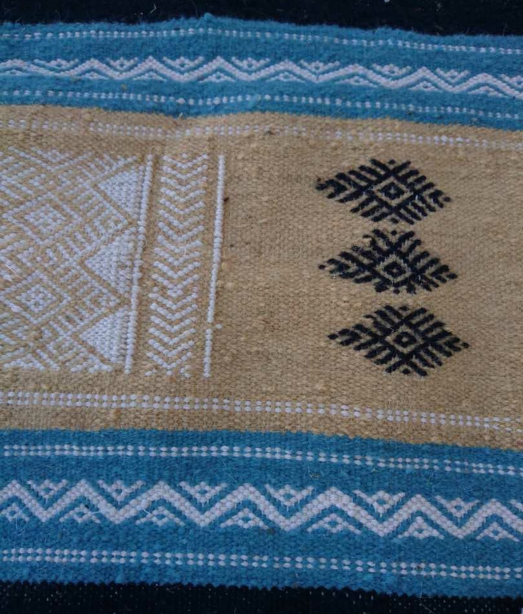 Tapis multicolore fait à la main, 60x115cm